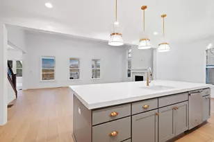 7096 W Lake Ave, South Jordan, UT 84009 - Photo 13