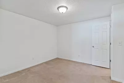 8961 S Mayflower St, West Jordan, UT 84088 - Photo 11