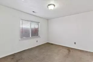 8961 S Mayflower St, West Jordan, UT 84088 - Photo 15