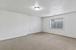 8961 S Mayflower St, West Jordan, UT 84088 - Photo 17