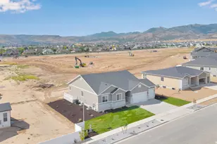6217 W Teton Ranch Dr, Herriman, UT 84096 - Photo 3