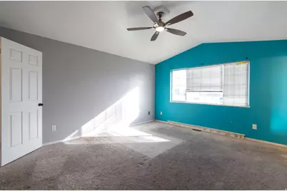 2815 W 4275 S, Roy, UT 84067 - Photo 7