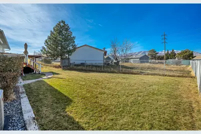 3560 S Candis Dr, Magna, UT 84044 - Photo 7