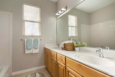 1102 N 2130 W, Saint George, UT 84770 - Photo 25