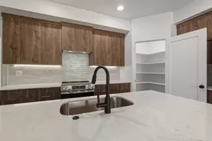 397 E 900 N, Cedar City, UT 84721 - Photo 9