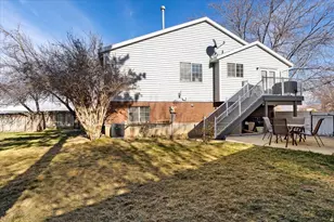 9114 S River Ridge Dr W, West Jordan, UT 84088 - Photo 27