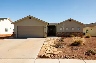 1603 S Creekside Dr W, Kanab, UT 84741 - Photo 1