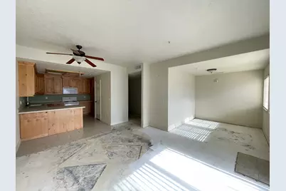 11085 S Grape Arbor Pl E #102, Sandy, UT 84070 - Photo 5