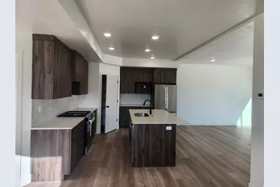 397 E 900 N #3E, Cedar City, UT 84721 - Photo 5