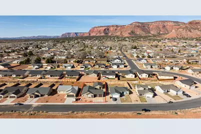 1558 S East Creekside Dr E, Kanab, UT 84741 - Photo 33