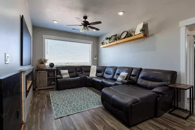 1558 S East Creekside Dr E, Kanab, UT 84741 - Photo 5