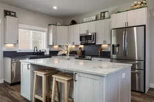 1558 S East Creekside Dr E, Kanab, UT 84741 - Photo 9