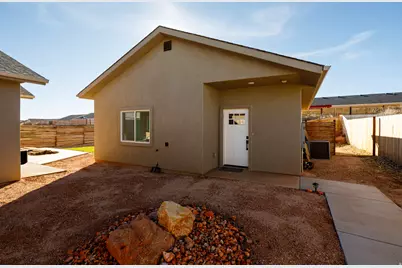 1558 S East Creekside Dr E, Kanab, UT 84741 - Photo 23