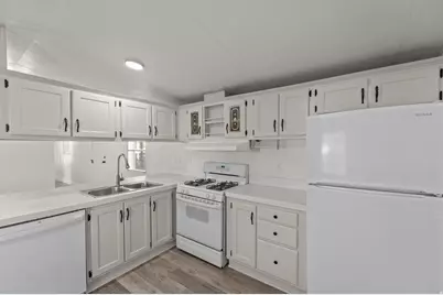 254 Fremont Way, Layton, UT 84041 - Photo 3