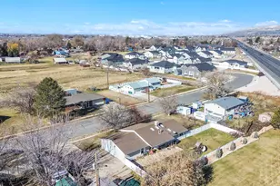 1016 N 325 W, Harrisville, UT 84404 - Photo 31