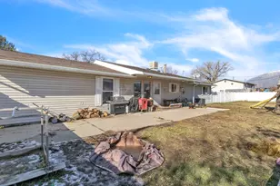 1016 N 325 W, Harrisville, UT 84404 - Photo 25