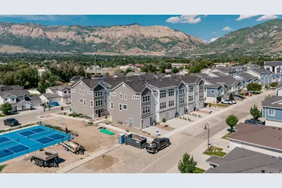 247 E 1850 N #2, North Ogden, UT 84414 - Photo 3