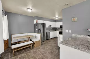 1415 N Mandalay Rd W, Salt Lake City, UT 84116 - Photo 5