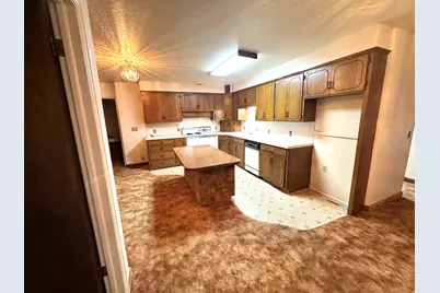 212 N 2 E, Preston, ID 83263 - Photo 17