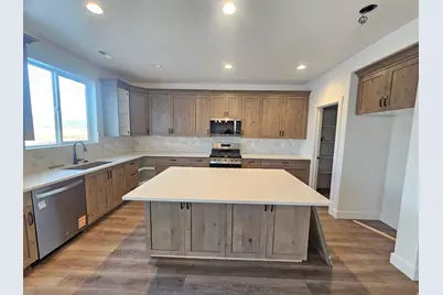 3762 W 1700 S #325, Taylor, UT 84401 - Photo 5