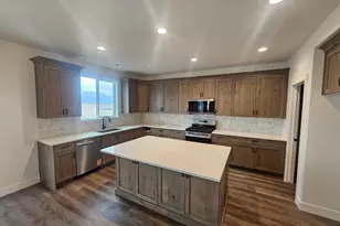 3762 W 1700 S, Taylor, UT 84401 - Photo 5