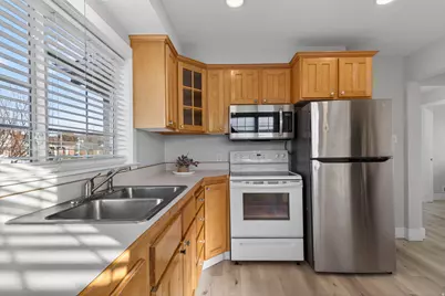 830 N 750 W, Provo, UT 84604 - Photo 11