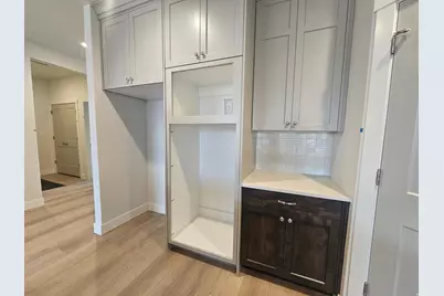 696 S 3500 W #216, West Weber, UT 84401 - Photo 3