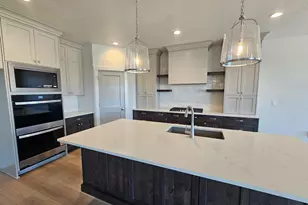 696 S 3500 W, West Weber, UT 84401 - Photo 15