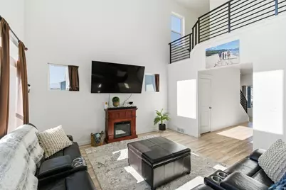 732 E Stonebriar Dr N, Eagle Mountain, UT 84005 - Photo 17