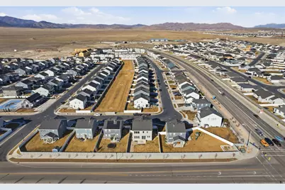 732 E Stonebriar Dr N, Eagle Mountain, UT 84005 - Photo 45