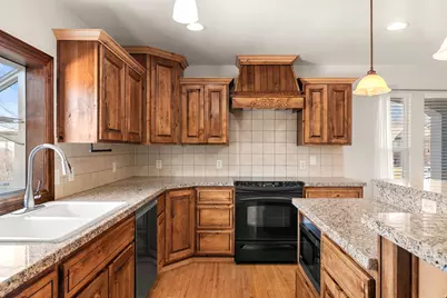 706 S 600 E, Layton, UT 84041 - Photo 13