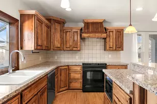 706 S 600 E, Layton, UT 84041 - Photo 13