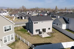 3048 S 400 W, Nibley, UT 84321 - Photo 31