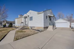 718 E 9th St S, Ogden, UT 84404 - Photo 1