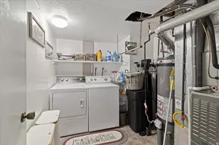 845 E Cassie Dr, South Ogden, UT 84405 - Photo 23