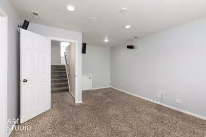 5412 S 3925 W, Roy, UT 84067 - Photo 21