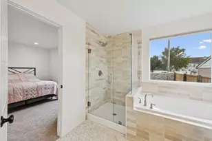 1736 W Drake Ln, West Jordan, UT 84084 - Photo 15