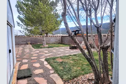 2213 W 475 S #34, Parowan, UT 84761 - Photo 35