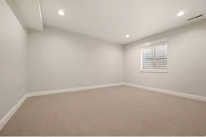 2439 E Woodwillow Cir, Salt Lake City, UT 84109 - Photo 35