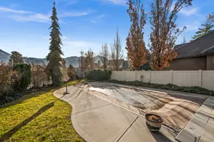 2439 E Woodwillow Circle, Salt Lake City, UT 84109 - Photo 39