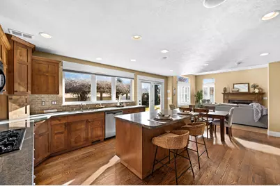 2439 E Woodwillow Cir, Salt Lake City, UT 84109 - Photo 19