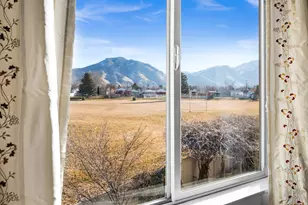 2439 E Woodwillow Circle, Salt Lake City, UT 84109 - Photo 25