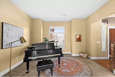 2439 E Woodwillow Cir, Salt Lake City, UT 84109 - Photo 7