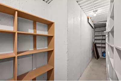 2439 E Woodwillow Cir, Salt Lake City, UT 84109 - Photo 37