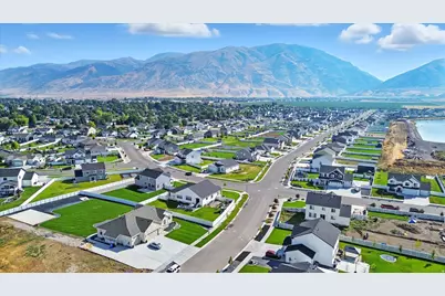 590 S 400 E, Hyrum, UT 84319 - Photo 53