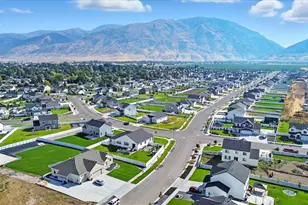 590 S 400 E, Hyrum, UT 84319 - Photo 53