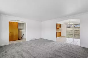 965 E 250 S, Kaysville, UT 84037 - Photo 5