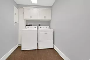 652 W 3600 S, Bountiful, UT 84010 - Photo 13