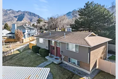2615 E Canterbury Ln S, Cottonwood Heights, UT 84121 - Photo 23