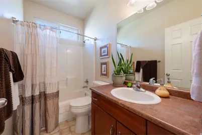 4681 W Pale Moon Ln, South Jordan, UT 84009 - Photo 23